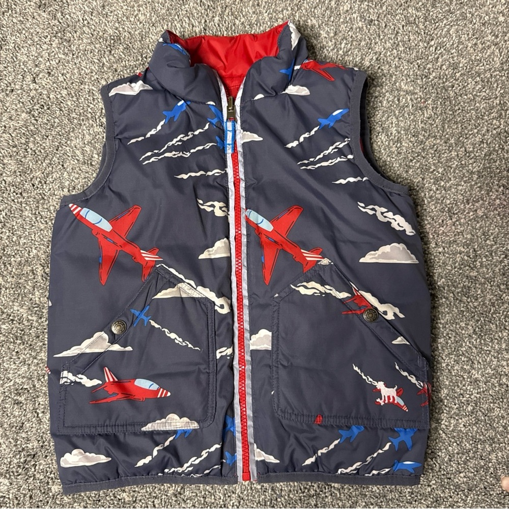 Mini Boden Reversible Puffer Vest  Boys Red & Blue Airplanes Size 4-5 Years